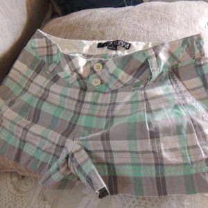Volcom plaid shorts size 3